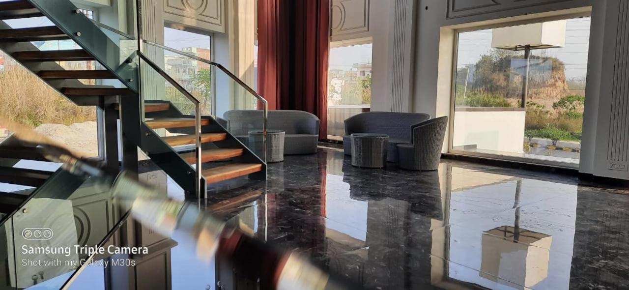 Dayal Hotel Una (Himachal Pradesh) Dış mekan fotoğraf